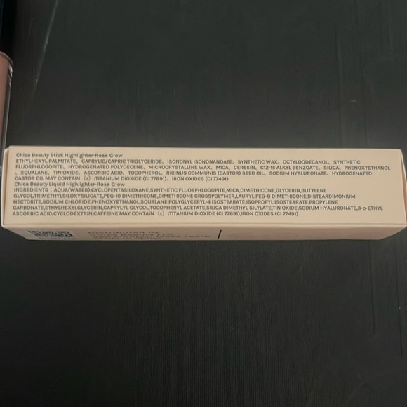 CHICA BEAUTY Chica Glow Highlighter Duo - Chica Glow - FULL SIZE - Brand NEW* - Picture 4 of 8
